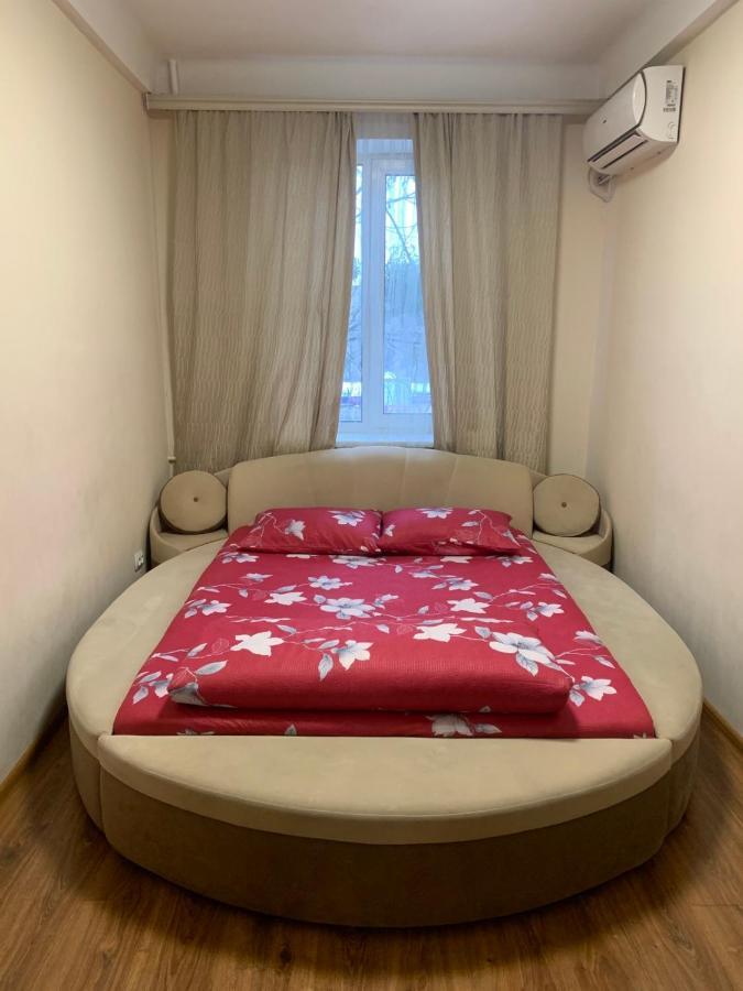 Apartments Печерск Kiev Ngoại thất bức ảnh