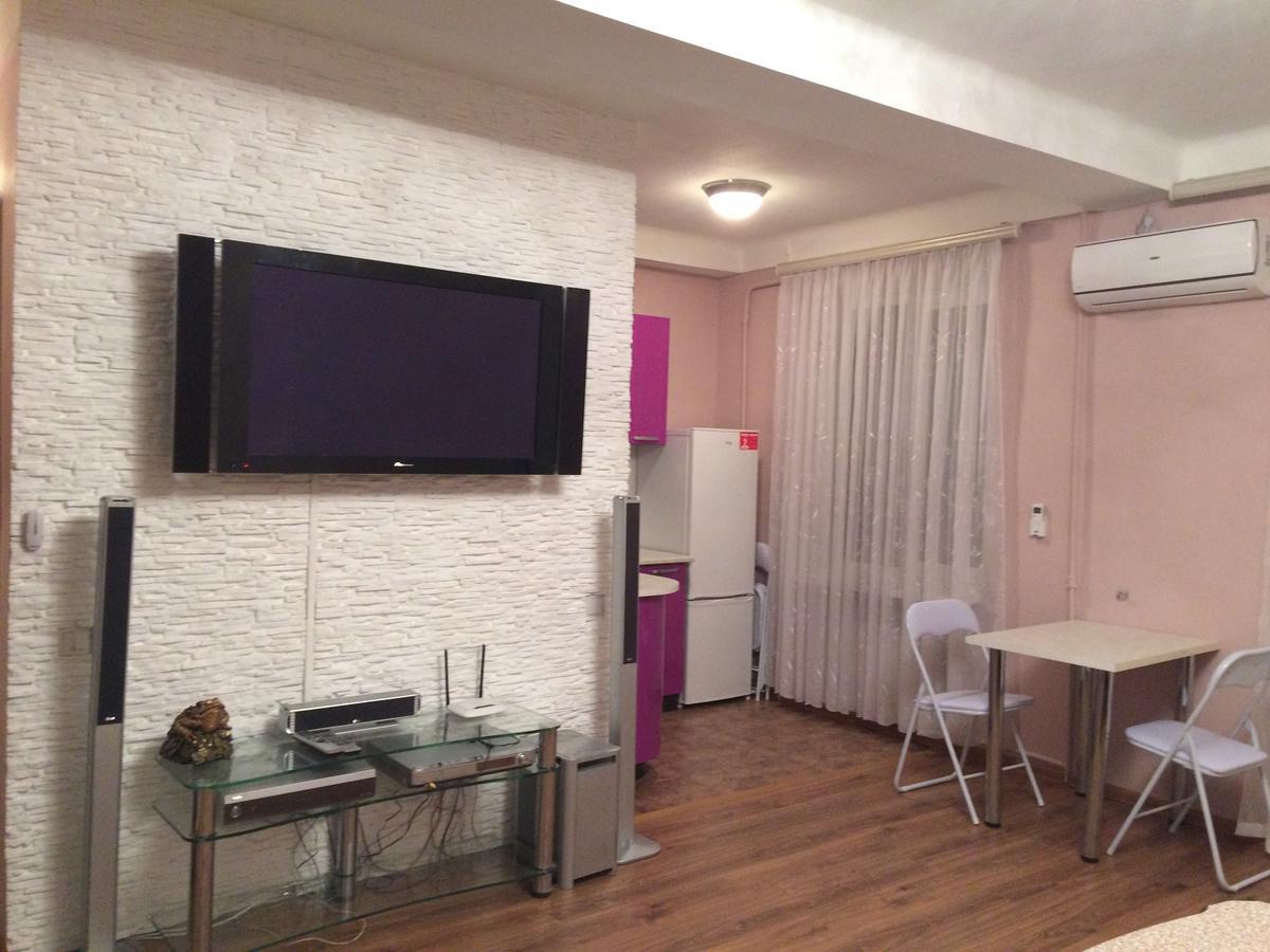 Apartments Печерск Kiev Ngoại thất bức ảnh