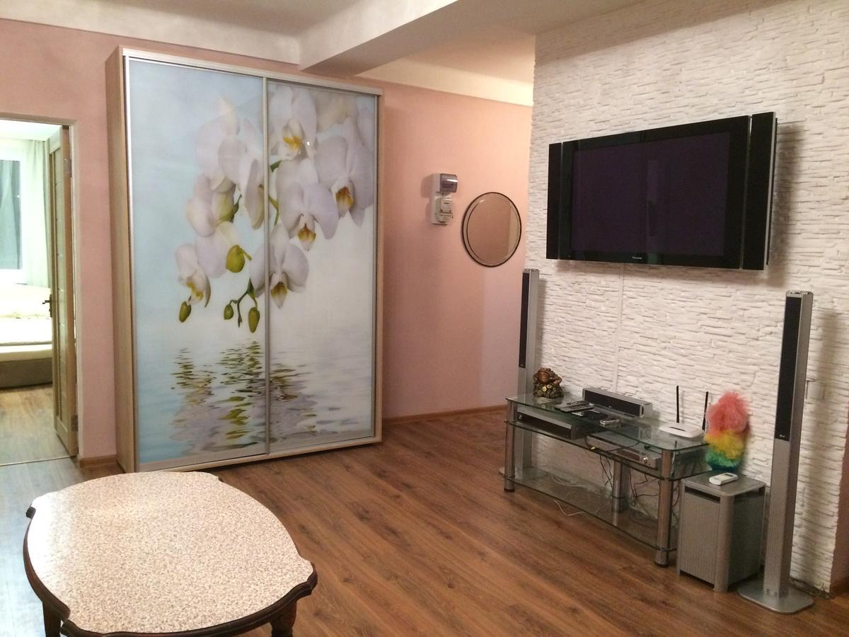 Apartments Печерск Kiev Ngoại thất bức ảnh